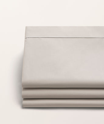 greige-passepoil-blanc