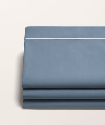 bleu-denim-passepoil-blanc featured