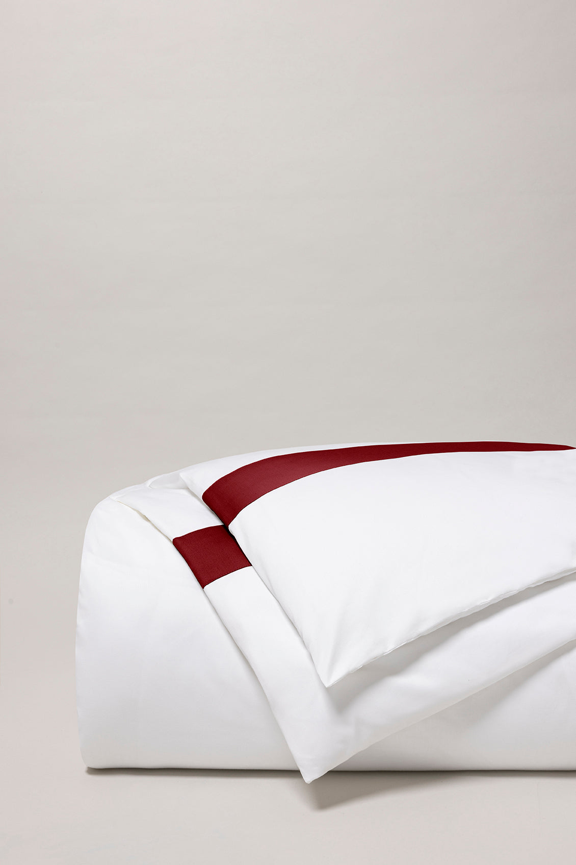 bicolore-bordeaux featured