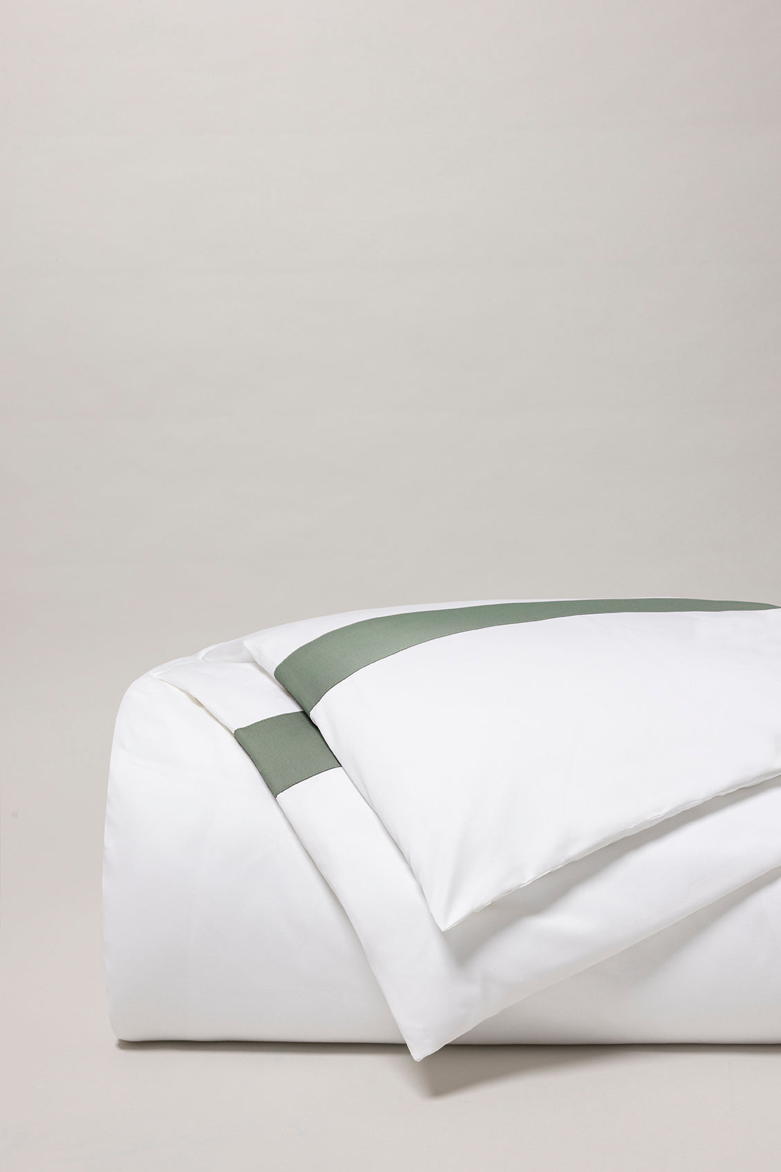 bicolore-vert-cendré featured