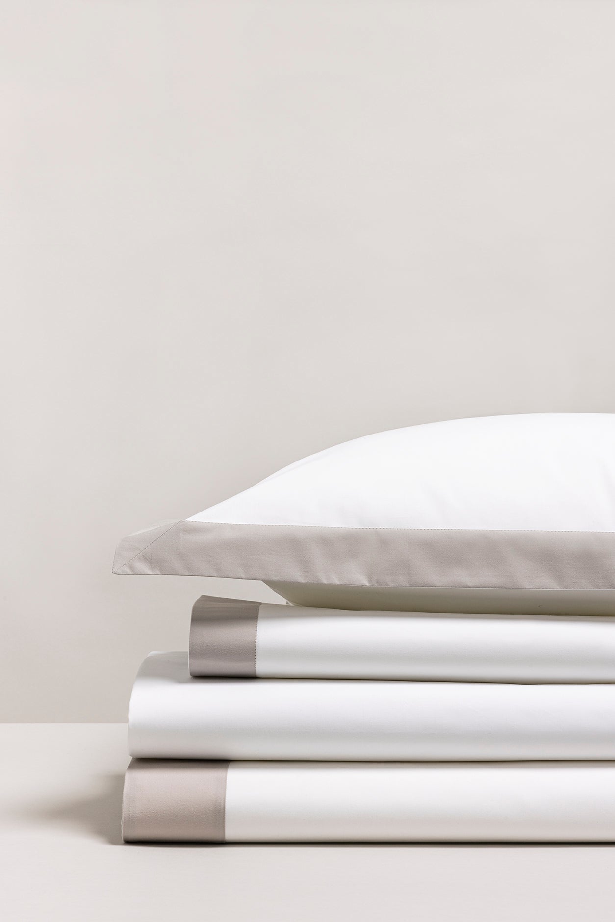 bicolore-greige featured