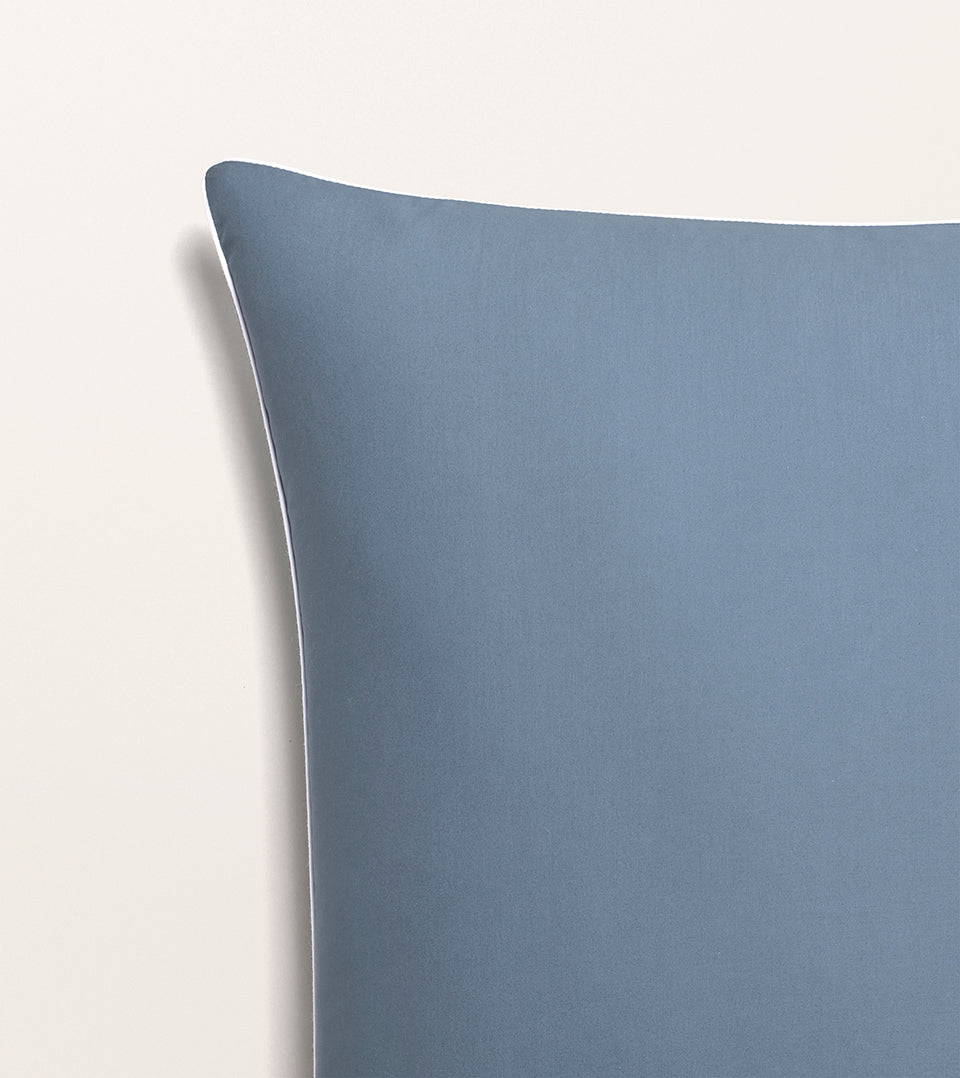 bleu-denim-passepoil-blanc featured