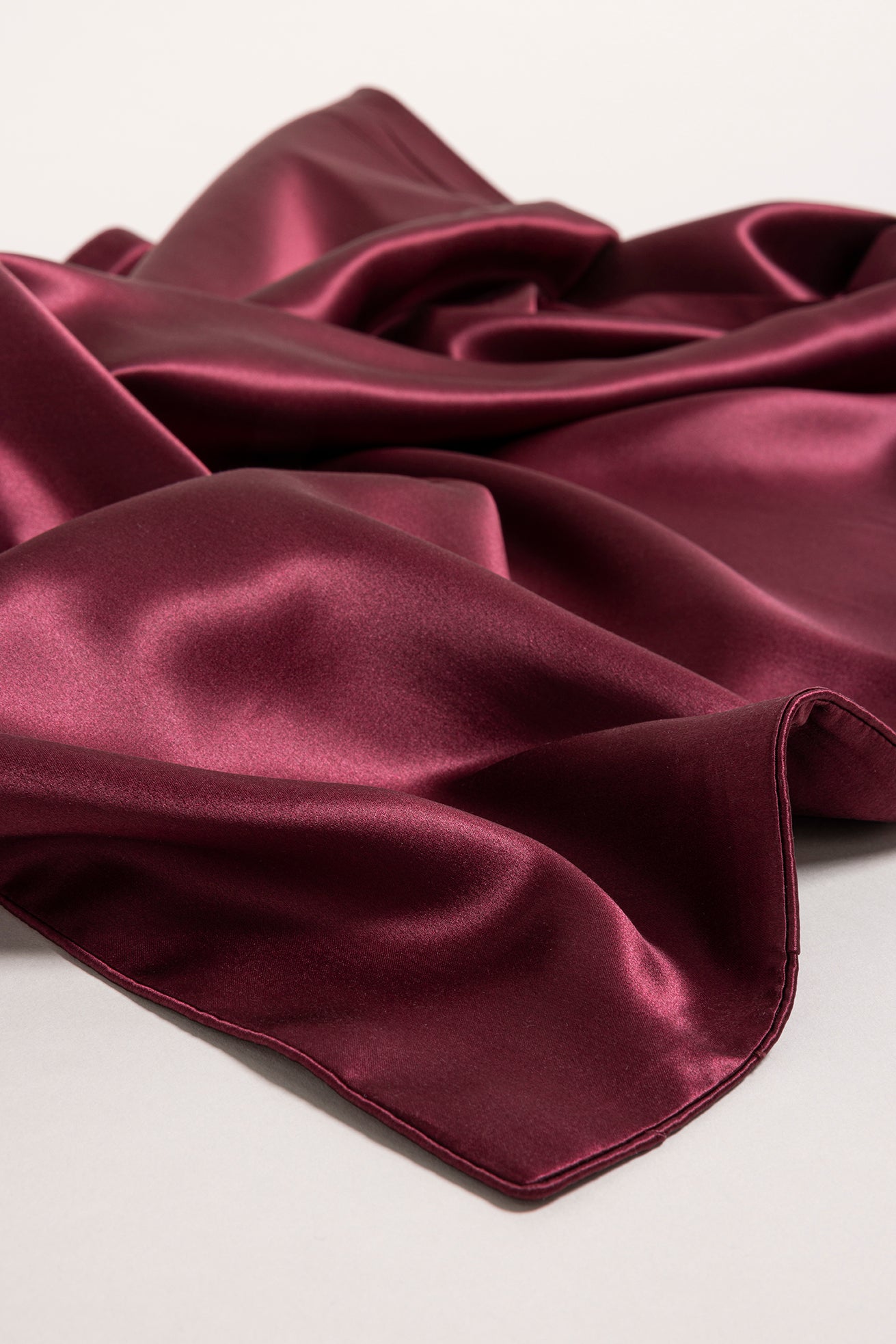 Ensemble en pure soie de mûrier Bordeaux