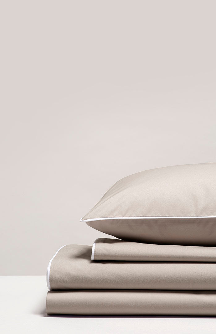 Parure de lit percale passepoil Greige passepoil blanc