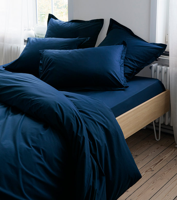 bleu-minuit hover