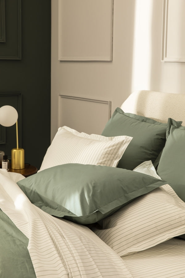 Marimekko - Parure de lit king size réversible en percale de coton avec taies d'oreiller assorties, décoration d'intérieur florale (bleu unikko, très grand lit